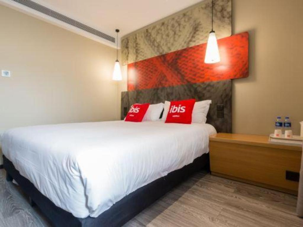 Ibis Nanchang Zhongshan Road Pedestrian Street Hotel Exterior foto